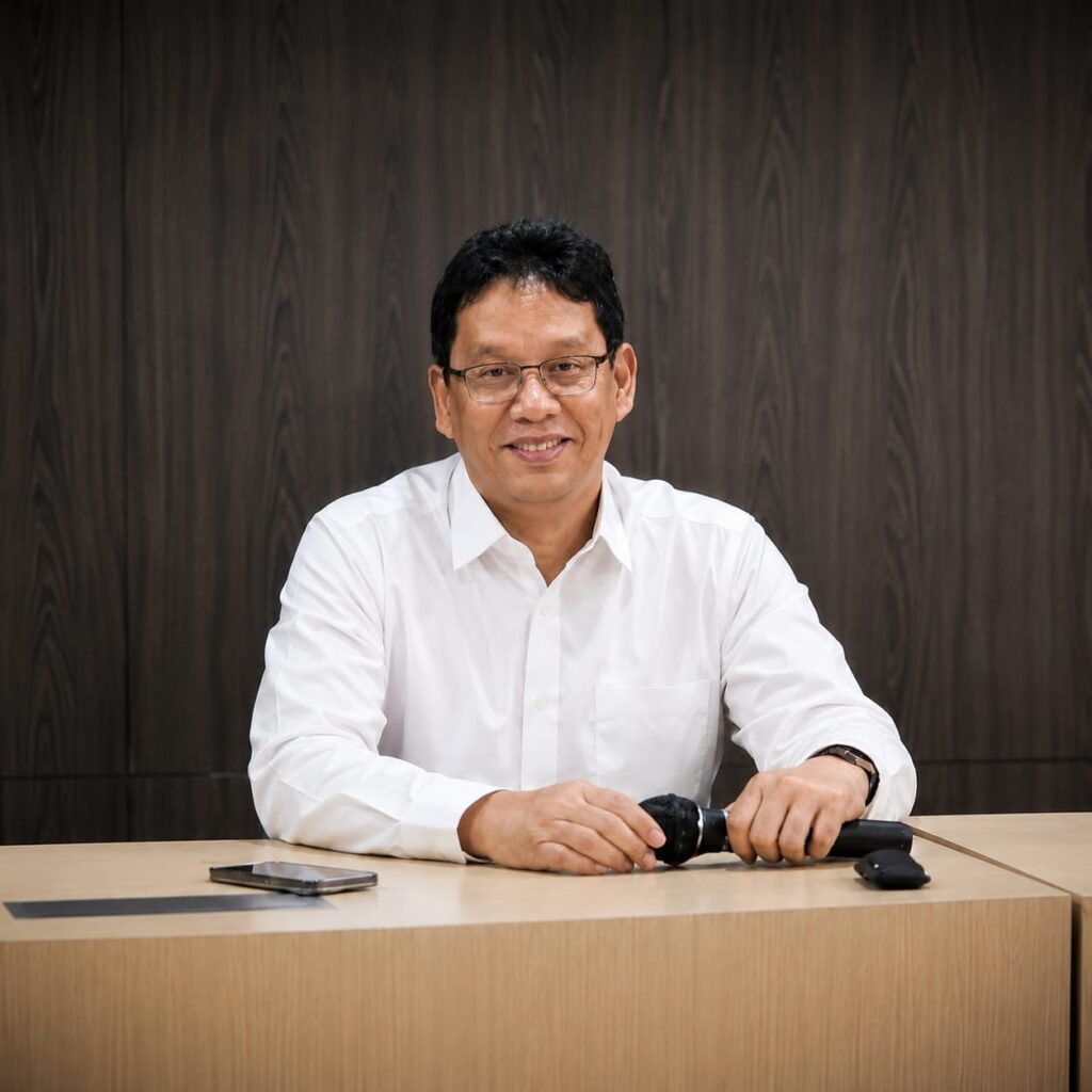 rupiah anjlok ke Rp17.600